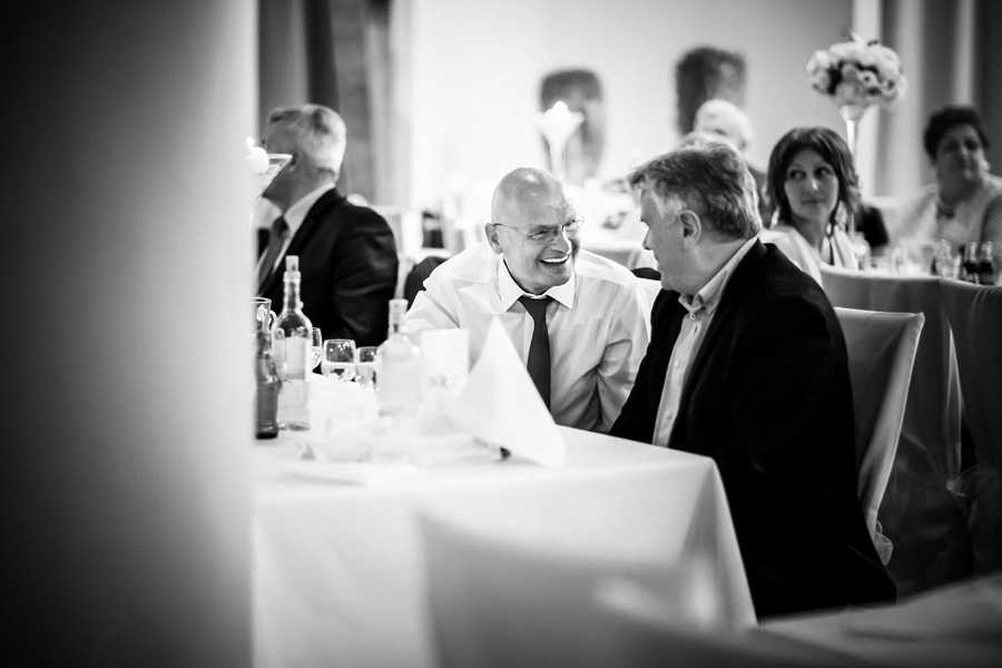 fotografia ślubna śląsk; fotografia ślubna kraków; dwóch fotograf na ślub; zdjęcia ślubne; fotograf ślubny krakow