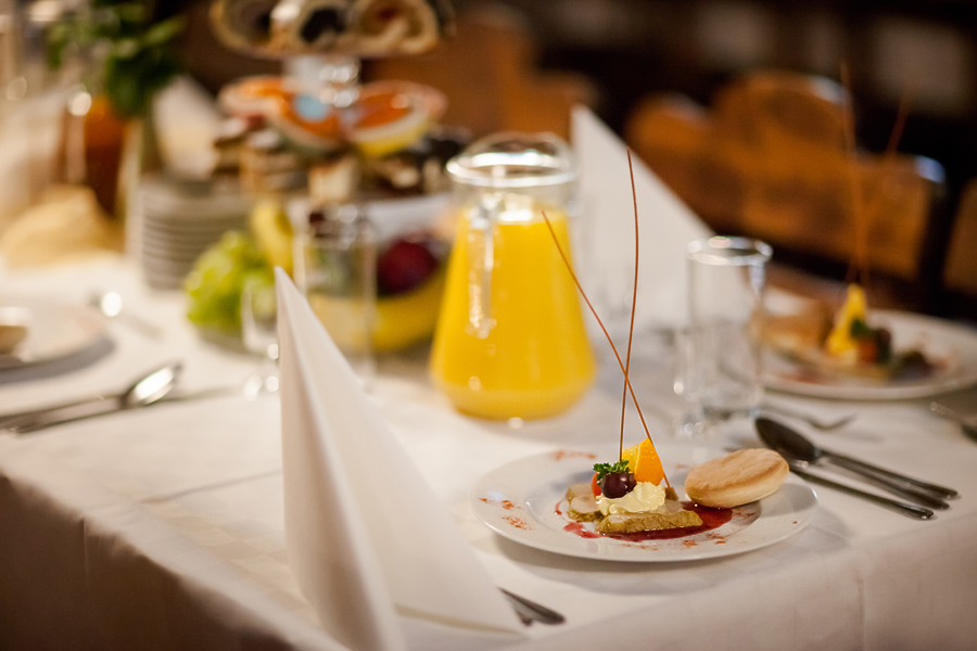 zdjecia slubne Ani i Tomka fotografia ślubna małopolska; fotografia ślubna krakow; dwóch fotograf na ślub; zdjęcia ślubne; fotograf ślubny bielsko