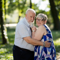 Piekna Romantyczna sesja Seniorów w plenerze - sesja w Goczałkowicach
www.magiaobrazu.com