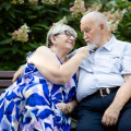 Piekna Romantyczna sesja Seniorów w plenerze - sesja w Goczałkowicach
www.magiaobrazu.com