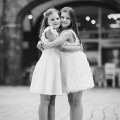 Piekna rodzinna sesja w miejskim klimacie. Sesja przyjaciółek na Nikiszowcu.
www.magiaobrazu.com