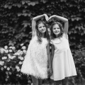 Piekna rodzinna sesja w miejskim klimacie. Sesja przyjaciółek na Nikiszowcu.
www.magiaobrazu.com