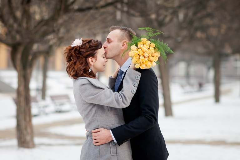 zimowy slub, zimowa sesja slubna, plener slubny w zimie, fotografia slubna, zdjecia slubne bielsko, fotograf slubny bielsko, www.magiaobrazu.com, zdjecia slubne bielsko, fotografia slubna slask, zdjecia slubne zywiec, fotograf cieszyn, dwoch fotografow na slub, zdjecia slubne slask, slub w USC w czechowicach, urzad stanu cywilnego czechowice,