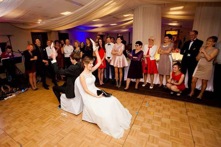 fotografia slubna, fotografia slubna krakow, zdjecia slubne krakow, fotograf slubny krakow, fotograf na wesele krakow, slub w kosciele na podgorzu, slub w kosciele sw jozefa krakow, wesele w hiltonie w krakowie, wesele w hotelu hilton garden inn krakow, zdjecia slubne bielsko, fotograf slubny bielsko, www.magiaobrazu.com, zdjecia slubne bielsko, fotografia slubna slask, fotograf cieszyn, zdjecia slubne cieszyn