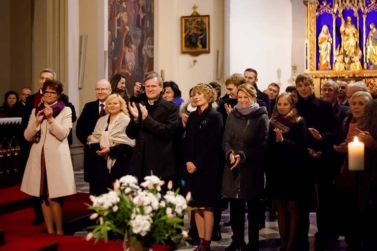 fotografia slubna, fotografia slubna krakow, zdjecia slubne krakow, fotograf slubny krakow, fotograf na wesele krakow, slub w kosciele na podgorzu, slub w kosciele sw jozefa krakow, wesele w hiltonie w krakowie, wesele w hotelu hilton garden inn krakow, zdjecia slubne bielsko, fotograf slubny bielsko, www.magiaobrazu.com, zdjecia slubne bielsko, fotografia slubna slask, fotograf cieszyn, zdjecia slubne cieszyn