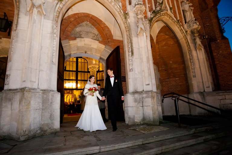 fotografia slubna, fotografia slubna krakow, zdjecia slubne krakow, fotograf slubny krakow, fotograf na wesele krakow, slub w kosciele na podgorzu, slub w kosciele sw jozefa krakow, wesele w hiltonie w krakowie, wesele w hotelu hilton garden inn krakow, zdjecia slubne bielsko, fotograf slubny bielsko, www.magiaobrazu.com, zdjecia slubne bielsko, fotografia slubna slask, fotograf cieszyn, zdjecia slubne cieszyn