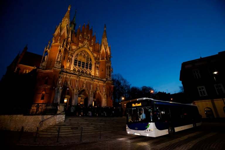 fotografia slubna, fotografia slubna krakow, zdjecia slubne krakow, fotograf slubny krakow, fotograf na wesele krakow, slub w kosciele na podgorzu, slub w kosciele sw jozefa krakow, wesele w hiltonie w krakowie, wesele w hotelu hilton garden inn krakow, zdjecia slubne bielsko, fotograf slubny bielsko, www.magiaobrazu.com, zdjecia slubne bielsko, fotografia slubna slask, fotograf cieszyn, zdjecia slubne cieszyn