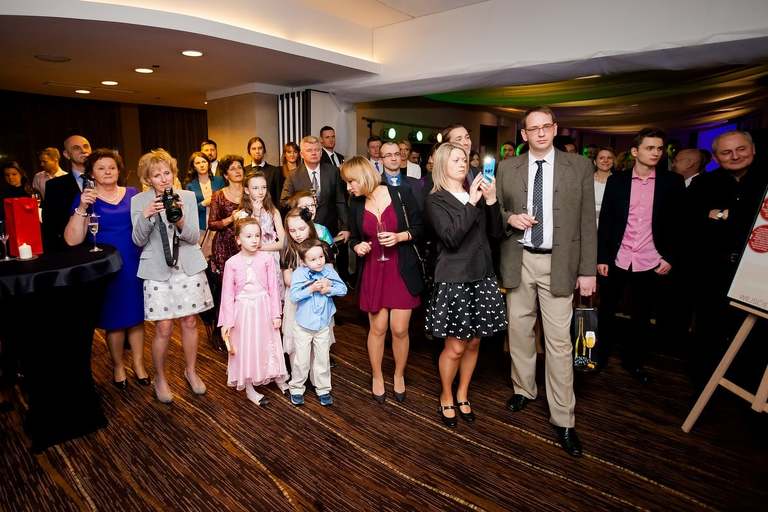 fotografia slubna, fotografia slubna krakow, zdjecia slubne krakow, fotograf slubny krakow, fotograf na wesele krakow, slub w kosciele na podgorzu, slub w kosciele sw jozefa krakow, wesele w hiltonie w krakowie, wesele w hotelu hilton garden inn krakow, zdjecia slubne bielsko, fotograf slubny bielsko, www.magiaobrazu.com, zdjecia slubne bielsko, fotografia slubna slask, fotograf cieszyn, zdjecia slubne cieszyn