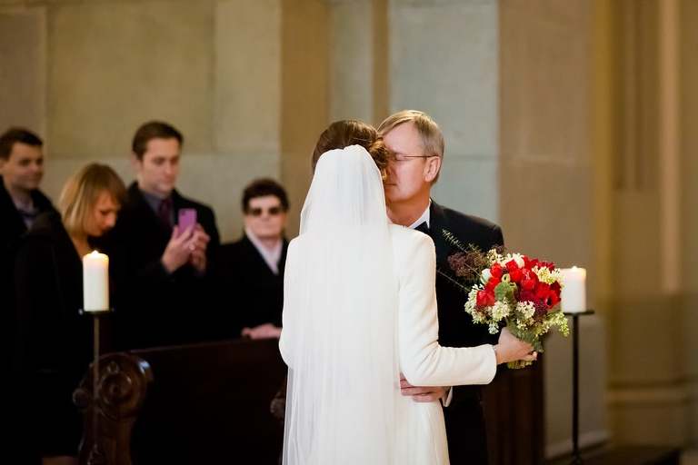 fotografia slubna, fotografia slubna krakow, zdjecia slubne krakow, fotograf slubny krakow, fotograf na wesele krakow, slub w kosciele na podgorzu, slub w kosciele sw jozefa krakow, wesele w hiltonie w krakowie, wesele w hotelu hilton garden inn krakow, zdjecia slubne bielsko, fotograf slubny bielsko, www.magiaobrazu.com, zdjecia slubne bielsko, fotografia slubna slask, fotograf cieszyn, zdjecia slubne cieszyn