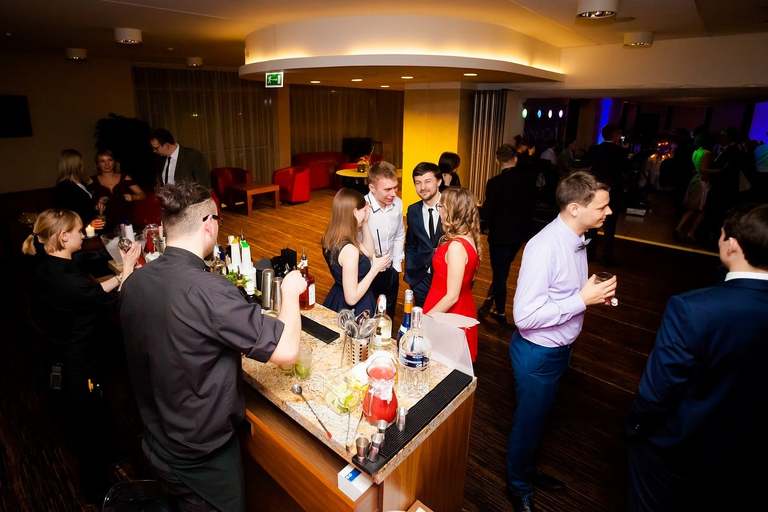 fotografia slubna, fotografia slubna krakow, zdjecia slubne krakow, fotograf slubny krakow, fotograf na wesele krakow, slub w kosciele na podgorzu, slub w kosciele sw jozefa krakow, wesele w hiltonie w krakowie, wesele w hotelu hilton garden inn krakow, zdjecia slubne bielsko, fotograf slubny bielsko, www.magiaobrazu.com, zdjecia slubne bielsko, fotografia slubna slask, fotograf cieszyn, zdjecia slubne cieszyn