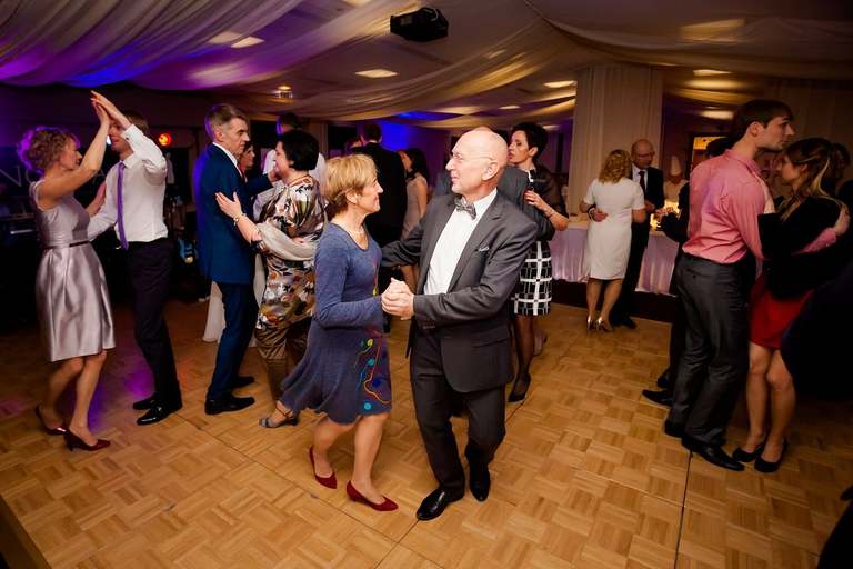 fotografia slubna, fotografia slubna krakow, zdjecia slubne krakow, fotograf slubny krakow, fotograf na wesele krakow, slub w kosciele na podgorzu, slub w kosciele sw jozefa krakow, wesele w hiltonie w krakowie, wesele w hotelu hilton garden inn krakow, zdjecia slubne bielsko, fotograf slubny bielsko, www.magiaobrazu.com, zdjecia slubne bielsko, fotografia slubna slask, fotograf cieszyn, zdjecia slubne cieszyn