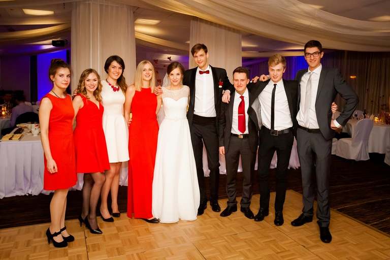 fotografia slubna, fotografia slubna krakow, zdjecia slubne krakow, fotograf slubny krakow, fotograf na wesele krakow, slub w kosciele na podgorzu, slub w kosciele sw jozefa krakow, wesele w hiltonie w krakowie, wesele w hotelu hilton garden inn krakow, zdjecia slubne bielsko, fotograf slubny bielsko, www.magiaobrazu.com, zdjecia slubne bielsko, fotografia slubna slask, fotograf cieszyn, zdjecia slubne cieszyn