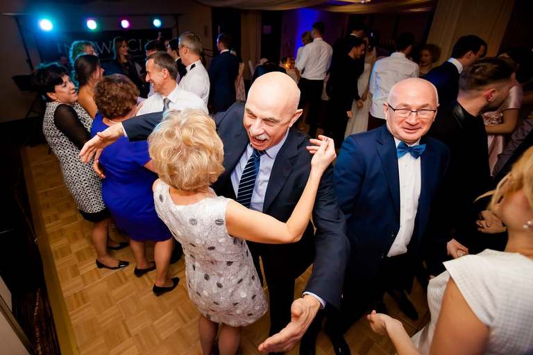 fotografia slubna, fotografia slubna krakow, zdjecia slubne krakow, fotograf slubny krakow, fotograf na wesele krakow, slub w kosciele na podgorzu, slub w kosciele sw jozefa krakow, wesele w hiltonie w krakowie, wesele w hotelu hilton garden inn krakow, zdjecia slubne bielsko, fotograf slubny bielsko, www.magiaobrazu.com, zdjecia slubne bielsko, fotografia slubna slask, fotograf cieszyn, zdjecia slubne cieszyn