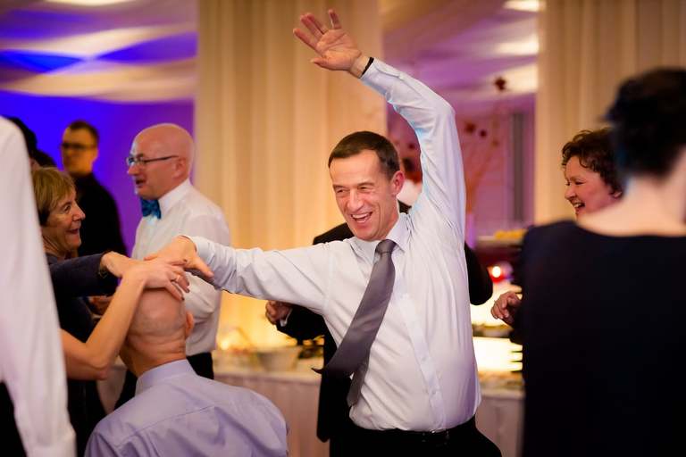 fotografia slubna, fotografia slubna krakow, zdjecia slubne krakow, fotograf slubny krakow, fotograf na wesele krakow, slub w kosciele na podgorzu, slub w kosciele sw jozefa krakow, wesele w hiltonie w krakowie, wesele w hotelu hilton garden inn krakow, zdjecia slubne bielsko, fotograf slubny bielsko, www.magiaobrazu.com, zdjecia slubne bielsko, fotografia slubna slask, fotograf cieszyn, zdjecia slubne cieszyn