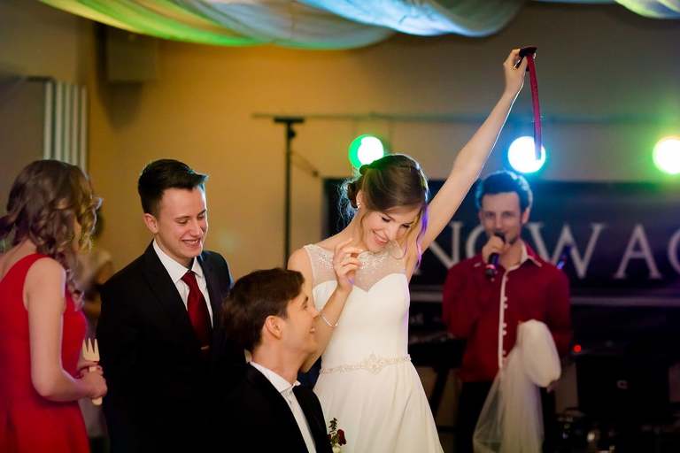 fotografia slubna, fotografia slubna krakow, zdjecia slubne krakow, fotograf slubny krakow, fotograf na wesele krakow, slub w kosciele na podgorzu, slub w kosciele sw jozefa krakow, wesele w hiltonie w krakowie, wesele w hotelu hilton garden inn krakow, zdjecia slubne bielsko, fotograf slubny bielsko, www.magiaobrazu.com, zdjecia slubne bielsko, fotografia slubna slask, fotograf cieszyn, zdjecia slubne cieszyn