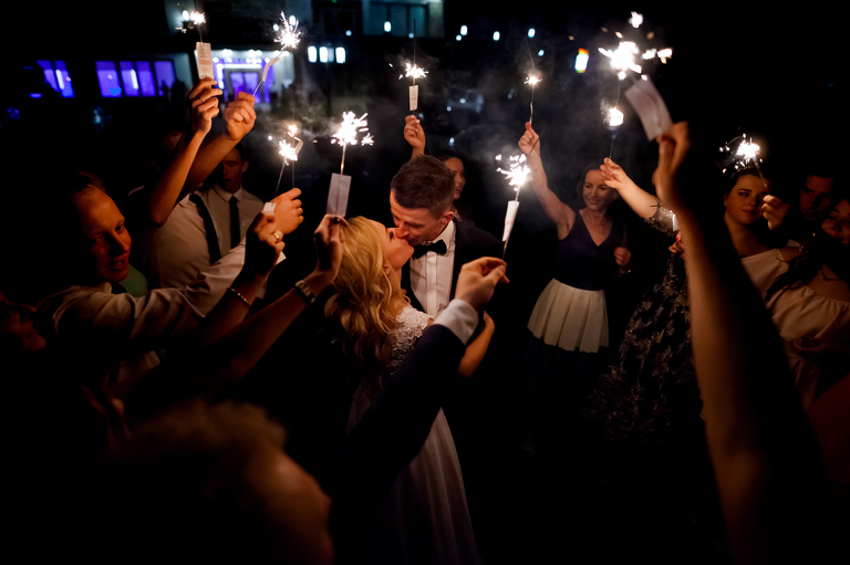 fotografia slubna, fotografia slubna krakow, zdjecia slubne oswiecim, zdjecia slubne krakow, fotograf slubny krakow, fotograf na wesele krakow, slub w kosciele w zalasiu, slub zalas, wesele Kasztel Kajasowka w Rybnej, wesele w Kajasowce Rybna, zdjecia slubne bielsko, fotograf slubny bielsko, www.magiaobrazu.com, zdjecia slubne bielsko, fotografia slubna slask, fotograf cieszyn, zdjecia slubne cieszyn, fotografia slubna oswiecin