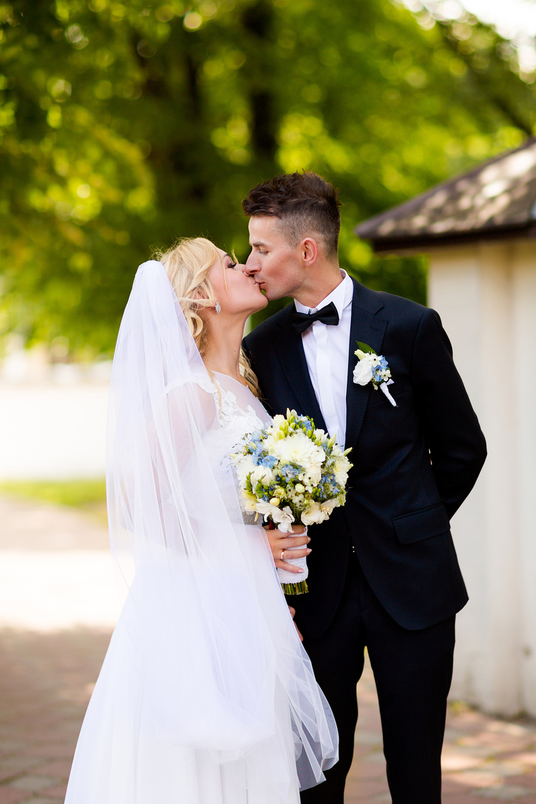 fotografia slubna, fotografia slubna krakow, zdjecia slubne oswiecim, zdjecia slubne krakow, fotograf slubny krakow, fotograf na wesele krakow, slub w kosciele w zalasiu, slub zalas, wesele Kasztel Kajasowka w Rybnej, wesele w Kajasowce Rybna, zdjecia slubne bielsko, fotograf slubny bielsko, www.magiaobrazu.com, zdjecia slubne bielsko, fotografia slubna slask, fotograf cieszyn, zdjecia slubne cieszyn, fotografia slubna oswiecin