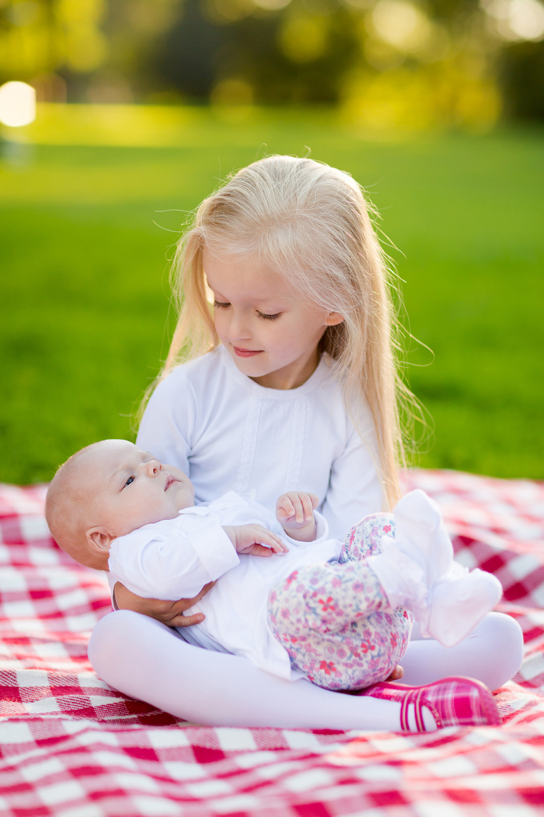 lifestylowa sesja rodzinna pszczyna, lifestylowe sesje rodzinne pszczyna, sesje dzieciece pszczyna, zdjecia dzieciece pszczyna, fotografia noworodkowa pszczyna, sesja rodzinna bielsko, fotografia rodzinna śląsk, zdjęcia portretowe pszczyna, sesja portretowa bielsko, zdjęcia w plenerze bielsko, rodzina w plenerze sląsk, fotografia dziecięca bielsko, zdjęcia dzieci bielsko, fotografia rodzinna bielsko-biala, fotografia rodzinna slask, zdjecia ludzi slask, zdjecia dla rodzin, fotograf fotograf rodzinny slask, , fotograf czechowice, fotografia bielsko, zdjecia slask, www.magiaobrazu.com,