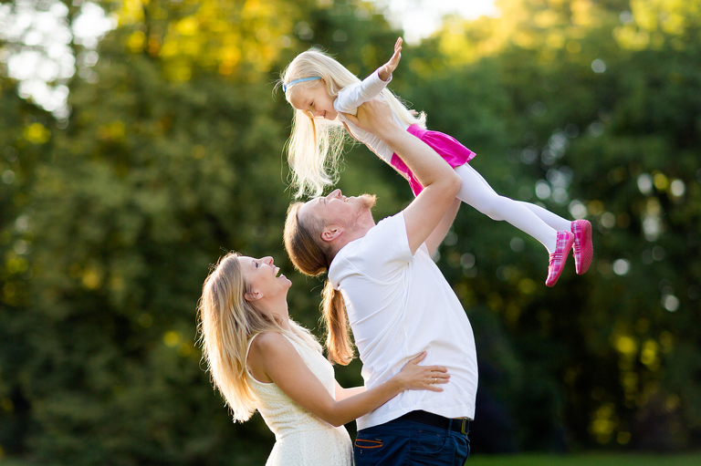 lifestylowa sesja rodzinna pszczyna, lifestylowe sesje rodzinne pszczyna, sesje dzieciece pszczyna, zdjecia dzieciece pszczyna, fotografia noworodkowa pszczyna, sesja rodzinna bielsko, fotografia rodzinna śląsk, zdjęcia portretowe pszczyna, sesja portretowa bielsko, zdjęcia w plenerze bielsko, rodzina w plenerze sląsk, fotografia dziecięca bielsko, zdjęcia dzieci bielsko, fotografia rodzinna bielsko-biala, fotografia rodzinna slask, zdjecia ludzi slask, zdjecia dla rodzin, fotograf fotograf rodzinny slask, , fotograf czechowice, fotografia bielsko, zdjecia slask, www.magiaobrazu.com,