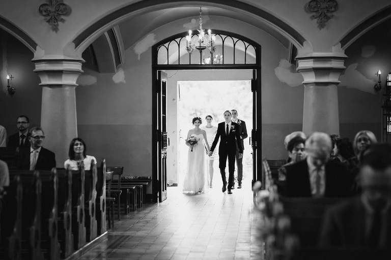 fotografia slubna bielsko, zdjecia slubne cieszyn, fotografia slubna cieszyn, fotografia slubna slask, slub w kościele w Grodzcu, wesele w Goscincu Szumnym w Jaworzu Nalezu, Gosciniec Szumny Jaworze Naleze, wesele w karczmie, , fotografia slubna katowice, zdjecia slubne katowice, fotograf slubny katowice, zdjecia slubne bielsko, fotograf slubny bielsko, zdjecia slubne slask, dwoch fotografow na slub, fotografia slubna krakow,