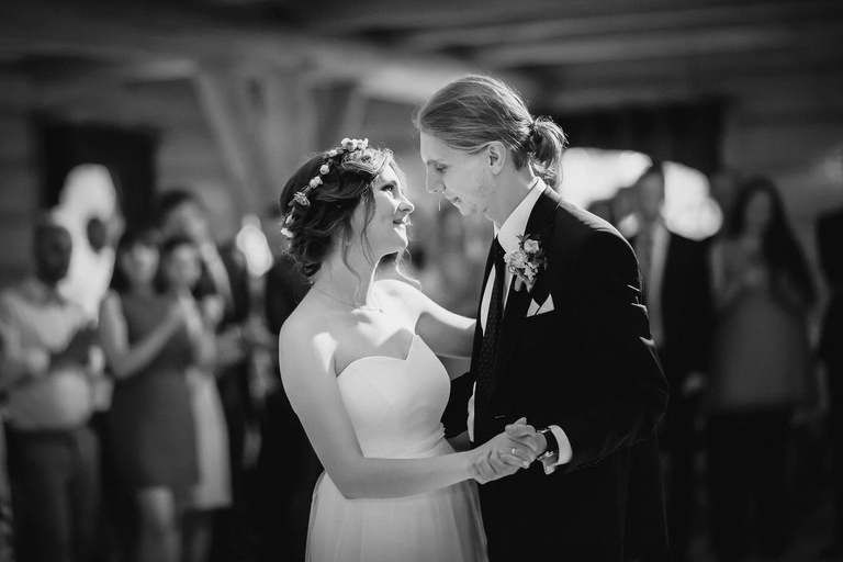 fotografia slubna bielsko, zdjecia slubne cieszyn, fotografia slubna cieszyn, fotografia slubna slask, slub w kościele w Grodzcu, wesele w Goscincu Szumnym w Jaworzu Nalezu, Gosciniec Szumny Jaworze Naleze, wesele w karczmie, , fotografia slubna katowice, zdjecia slubne katowice, fotograf slubny katowice, zdjecia slubne bielsko, fotograf slubny bielsko, zdjecia slubne slask, dwoch fotografow na slub, fotografia slubna krakow,