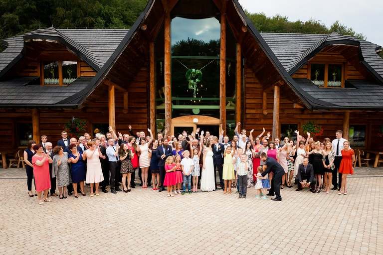 fotografia slubna bielsko, zdjecia slubne cieszyn, fotografia slubna cieszyn, fotografia slubna slask, slub w kościele w Grodzcu, wesele w Goscincu Szumnym w Jaworzu Nalezu, Gosciniec Szumny Jaworze Naleze, wesele w karczmie, , fotografia slubna katowice, zdjecia slubne katowice, fotograf slubny katowice, zdjecia slubne bielsko, fotograf slubny bielsko, zdjecia slubne slask, dwoch fotografow na slub, fotografia slubna krakow,