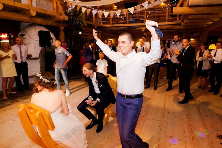 fotografia slubna bielsko, zdjecia slubne cieszyn, fotografia slubna cieszyn, fotografia slubna slask, slub w kościele w Grodzcu, wesele w Goscincu Szumnym w Jaworzu Nalezu, Gosciniec Szumny Jaworze Naleze, wesele w karczmie, , fotografia slubna katowice, zdjecia slubne katowice, fotograf slubny katowice, zdjecia slubne bielsko, fotograf slubny bielsko, zdjecia slubne slask, dwoch fotografow na slub, fotografia slubna krakow,