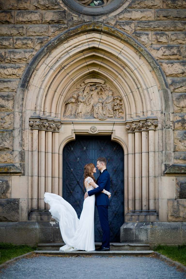 sesja slubna w Mosznej, plener slubny Moszna, sesja slubna na zamku, plener slubny w palacu, www.magiaobrazu.com, fotografia ślubna w Mosznej, plener ślubny w Krakowie, fotograf ślubny Kraków, fotografowie ślubni, fotograf małopolska, sesja plenerowa, klimatyczna sesja ślubna, plener w Mosznej, Zamek w Mosznej, oryginalna sesja slubna, fotograf slubny slask, sesja slubna slask, zdjecia slubne opolskie, www.magiaobrazu.com, fotografia ślubna, plener ślubny na zamku, fotograf ślubny Kraków, palac w mosznej, fotografowie ślubni, fotograf małopolska, sesja plenerowa, klimatyczna sesja ślubna