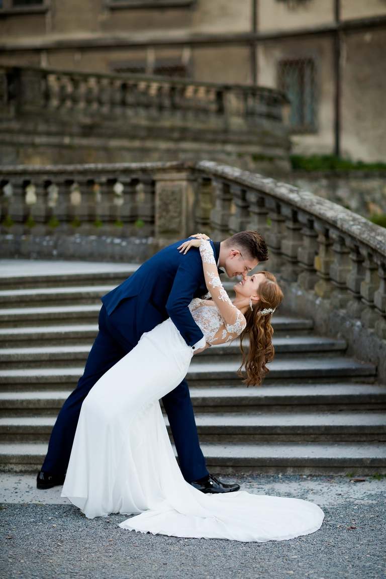 sesja slubna w Mosznej, plener slubny Moszna, sesja slubna na zamku, plener slubny w palacu, www.magiaobrazu.com, fotografia ślubna w Mosznej, plener ślubny w Krakowie, fotograf ślubny Kraków, fotografowie ślubni, fotograf małopolska, sesja plenerowa, klimatyczna sesja ślubna, plener w Mosznej, Zamek w Mosznej, oryginalna sesja slubna, fotograf slubny slask, sesja slubna slask, zdjecia slubne opolskie, www.magiaobrazu.com, fotografia ślubna, plener ślubny na zamku, fotograf ślubny Kraków, palac w mosznej, fotografowie ślubni, fotograf małopolska, sesja plenerowa, klimatyczna sesja ślubna