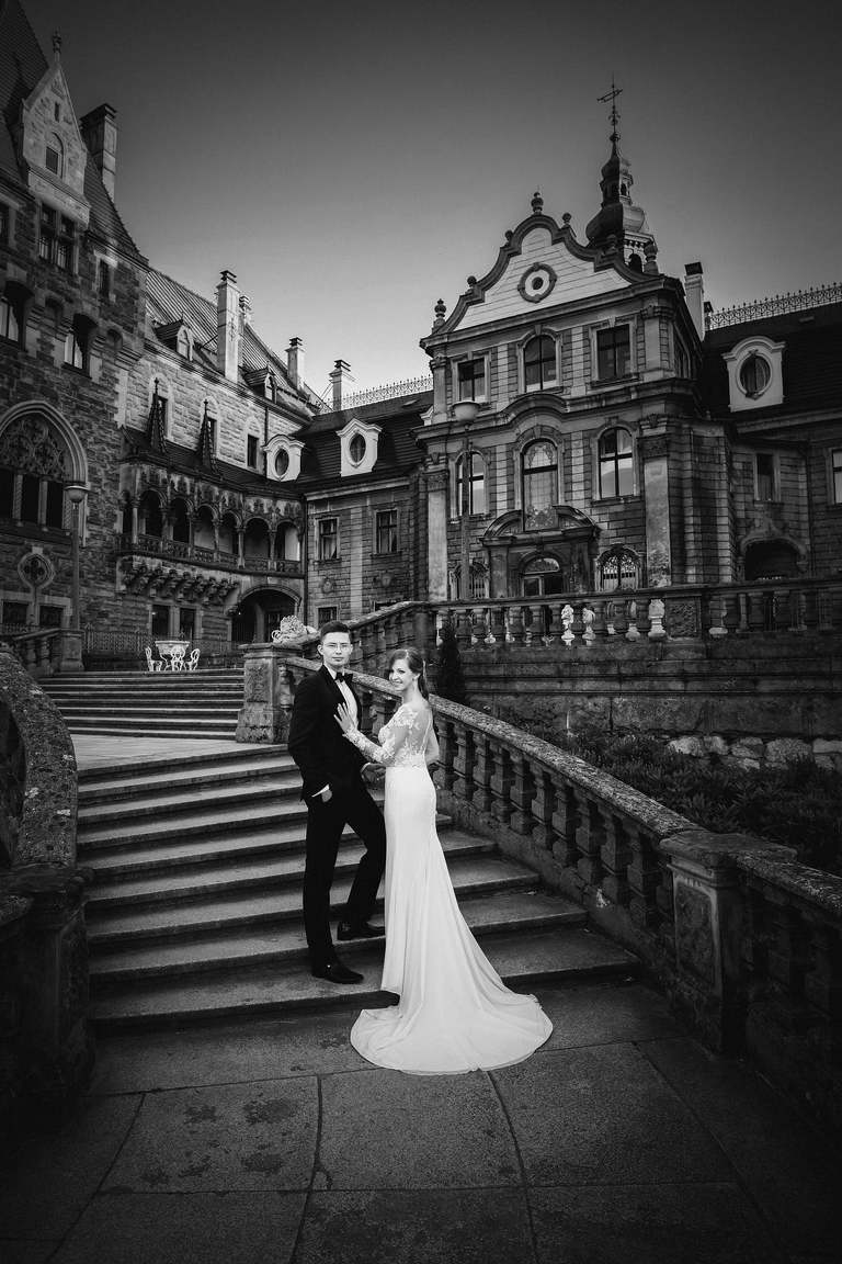 sesja slubna w Mosznej, plener slubny Moszna, sesja slubna na zamku, plener slubny w palacu, www.magiaobrazu.com, fotografia ślubna w Mosznej, plener ślubny w Krakowie, fotograf ślubny Kraków, fotografowie ślubni, fotograf małopolska, sesja plenerowa, klimatyczna sesja ślubna, plener w Mosznej, Zamek w Mosznej, oryginalna sesja slubna, fotograf slubny slask, sesja slubna slask, zdjecia slubne opolskie, www.magiaobrazu.com, fotografia ślubna, plener ślubny na zamku, fotograf ślubny Kraków, palac w mosznej, fotografowie ślubni, fotograf małopolska, sesja plenerowa, klimatyczna sesja ślubna