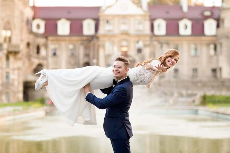 sesja slubna w Mosznej, plener slubny Moszna, sesja slubna na zamku, plener slubny w palacu, www.magiaobrazu.com, fotografia ślubna w Mosznej, plener ślubny w Krakowie, fotograf ślubny Kraków, fotografowie ślubni, fotograf małopolska, sesja plenerowa, klimatyczna sesja ślubna, plener w Mosznej, Zamek w Mosznej, oryginalna sesja slubna, fotograf slubny slask, sesja slubna slask, zdjecia slubne opolskie, www.magiaobrazu.com, fotografia ślubna, plener ślubny na zamku, fotograf ślubny Kraków, palac w mosznej, fotografowie ślubni, fotograf małopolska, sesja plenerowa, klimatyczna sesja ślubna