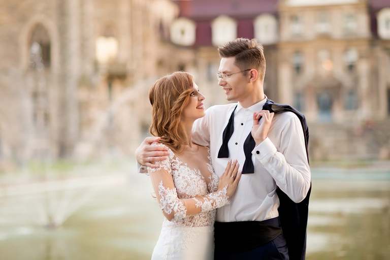 sesja slubna w Mosznej, plener slubny Moszna, sesja slubna na zamku, plener slubny w palacu, www.magiaobrazu.com, fotografia ślubna w Mosznej, plener ślubny w Krakowie, fotograf ślubny Kraków, fotografowie ślubni, fotograf małopolska, sesja plenerowa, klimatyczna sesja ślubna, plener w Mosznej, Zamek w Mosznej, oryginalna sesja slubna, fotograf slubny slask, sesja slubna slask, zdjecia slubne opolskie, www.magiaobrazu.com, fotografia ślubna, plener ślubny na zamku, fotograf ślubny Kraków, palac w mosznej, fotografowie ślubni, fotograf małopolska, sesja plenerowa, klimatyczna sesja ślubna