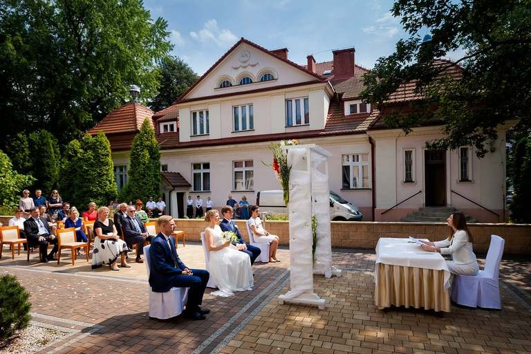 slub w plenerze slask, plenerowy slub slask, fotografia slubna czeladz, zdjecia slubne czeladz, fotograf slubny slask, zdjecia slubne katowice, slub w hotelu pod filarami czeladz, fotografia slubna slask, zdjecia slubne bielsko, fotografia slubna katowice, fotograf slubny bielsko, zdjecia slubne slask, fotografia slubna slask, zdjecia slubne slask, fotografia slubna zywiec, zdjecia slubne zywiec, zdjecia slubne czeladz, slub w plenerze na slasku, dwoch fotografow na slub, fotografia slubna krakow, hotel korona rybnik