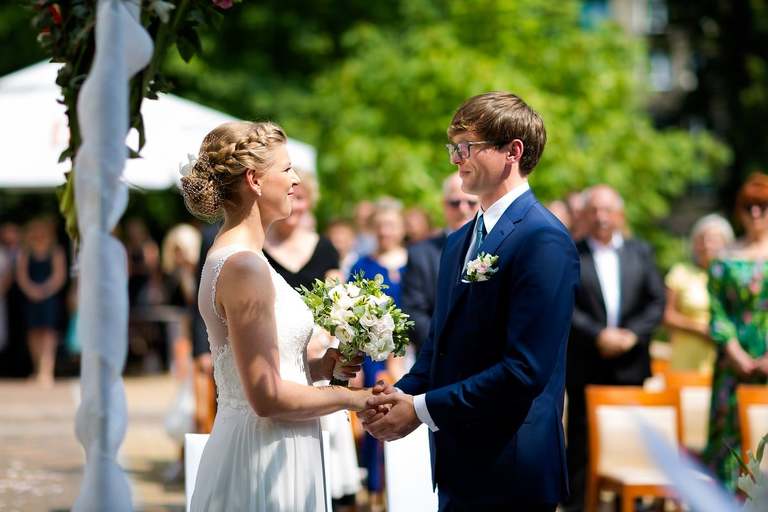 slub w plenerze slask, plenerowy slub slask, fotografia slubna czeladz, zdjecia slubne czeladz, fotograf slubny slask, zdjecia slubne katowice, slub w hotelu pod filarami czeladz, fotografia slubna slask, zdjecia slubne bielsko, fotografia slubna katowice, fotograf slubny bielsko, zdjecia slubne slask, fotografia slubna slask, zdjecia slubne slask, fotografia slubna zywiec, zdjecia slubne zywiec, zdjecia slubne czeladz, slub w plenerze na slasku, dwoch fotografow na slub, fotografia slubna krakow, hotel korona rybnik