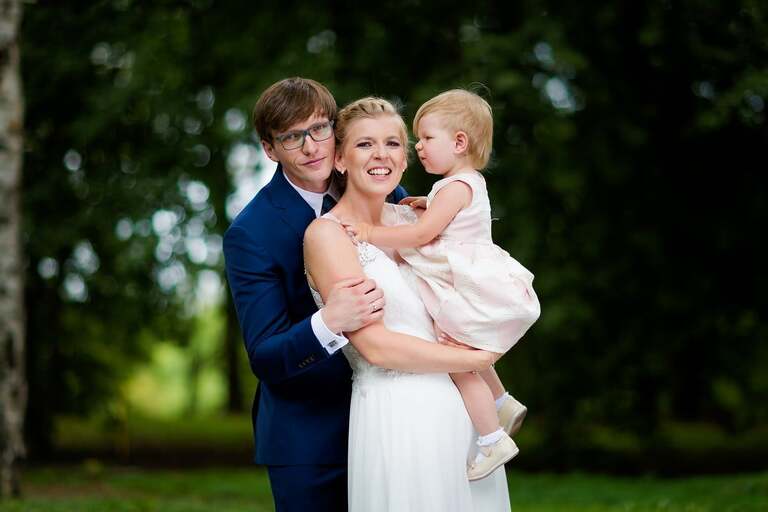 slub w plenerze slask, plenerowy slub slask, fotografia slubna czeladz, zdjecia slubne czeladz, fotograf slubny slask, zdjecia slubne katowice, slub w hotelu pod filarami czeladz, fotografia slubna slask, zdjecia slubne bielsko, fotografia slubna katowice, fotograf slubny bielsko, zdjecia slubne slask, fotografia slubna slask, zdjecia slubne slask, fotografia slubna zywiec, zdjecia slubne zywiec, zdjecia slubne czeladz, slub w plenerze na slasku, dwoch fotografow na slub, fotografia slubna krakow, hotel korona rybnik