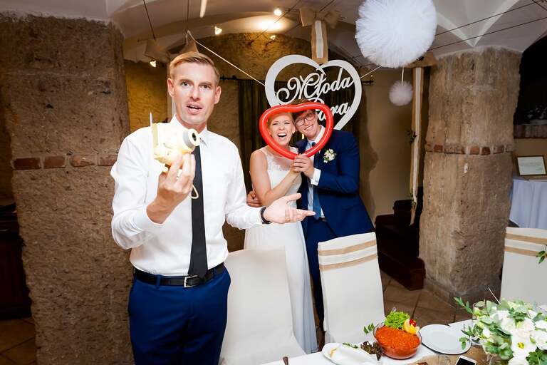 slub w plenerze slask, plenerowy slub slask, fotografia slubna czeladz, zdjecia slubne czeladz, fotograf slubny slask, zdjecia slubne katowice, slub w hotelu pod filarami czeladz, fotografia slubna slask, zdjecia slubne bielsko, fotografia slubna katowice, fotograf slubny bielsko, zdjecia slubne slask, fotografia slubna slask, zdjecia slubne slask, fotografia slubna zywiec, zdjecia slubne zywiec, zdjecia slubne czeladz, slub w plenerze na slasku, dwoch fotografow na slub, fotografia slubna krakow, hotel korona rybnik