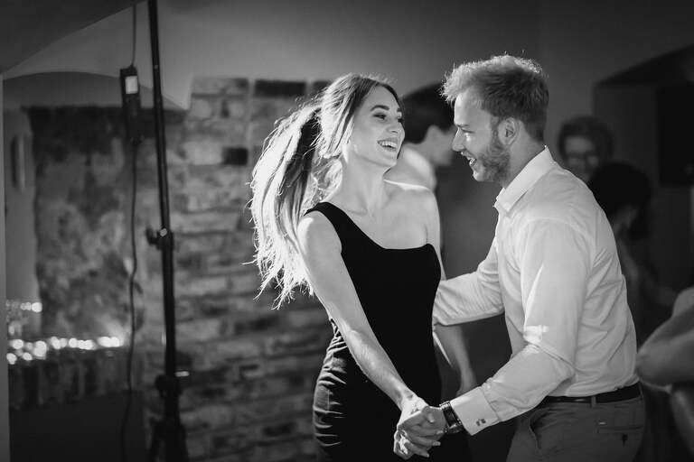 slub w plenerze slask, plenerowy slub slask, fotografia slubna czeladz, zdjecia slubne czeladz, fotograf slubny slask, zdjecia slubne katowice, slub w hotelu pod filarami czeladz, fotografia slubna slask, zdjecia slubne bielsko, fotografia slubna katowice, fotograf slubny bielsko, zdjecia slubne slask, fotografia slubna slask, zdjecia slubne slask, fotografia slubna zywiec, zdjecia slubne zywiec, zdjecia slubne czeladz, slub w plenerze na slasku, dwoch fotografow na slub, fotografia slubna krakow, hotel korona rybnik