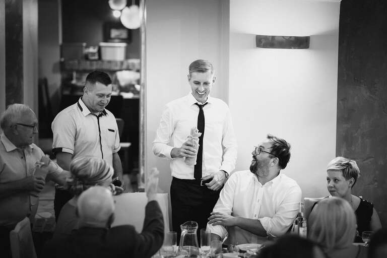 slub w plenerze slask, plenerowy slub slask, fotografia slubna czeladz, zdjecia slubne czeladz, fotograf slubny slask, zdjecia slubne katowice, slub w hotelu pod filarami czeladz, fotografia slubna slask, zdjecia slubne bielsko, fotografia slubna katowice, fotograf slubny bielsko, zdjecia slubne slask, fotografia slubna slask, zdjecia slubne slask, fotografia slubna zywiec, zdjecia slubne zywiec, zdjecia slubne czeladz, slub w plenerze na slasku, dwoch fotografow na slub, fotografia slubna krakow, hotel korona rybnik