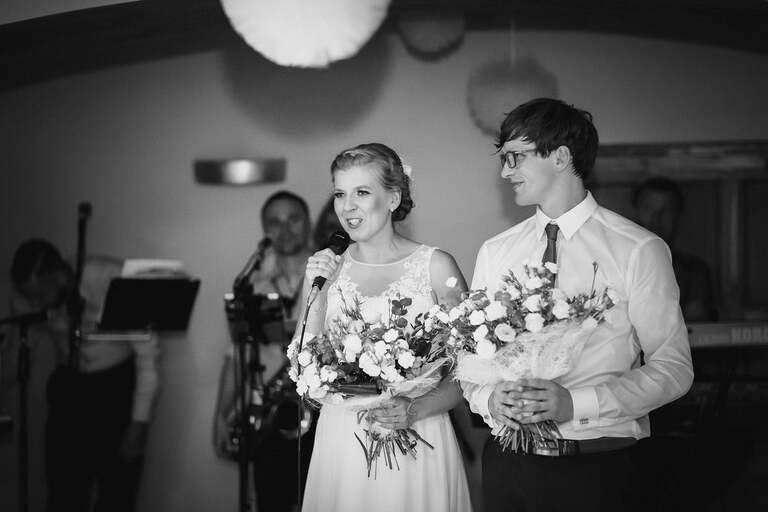 slub w plenerze slask, plenerowy slub slask, fotografia slubna czeladz, zdjecia slubne czeladz, fotograf slubny slask, zdjecia slubne katowice, slub w hotelu pod filarami czeladz, fotografia slubna slask, zdjecia slubne bielsko, fotografia slubna katowice, fotograf slubny bielsko, zdjecia slubne slask, fotografia slubna slask, zdjecia slubne slask, fotografia slubna zywiec, zdjecia slubne zywiec, zdjecia slubne czeladz, slub w plenerze na slasku, dwoch fotografow na slub, fotografia slubna krakow, hotel korona rybnik