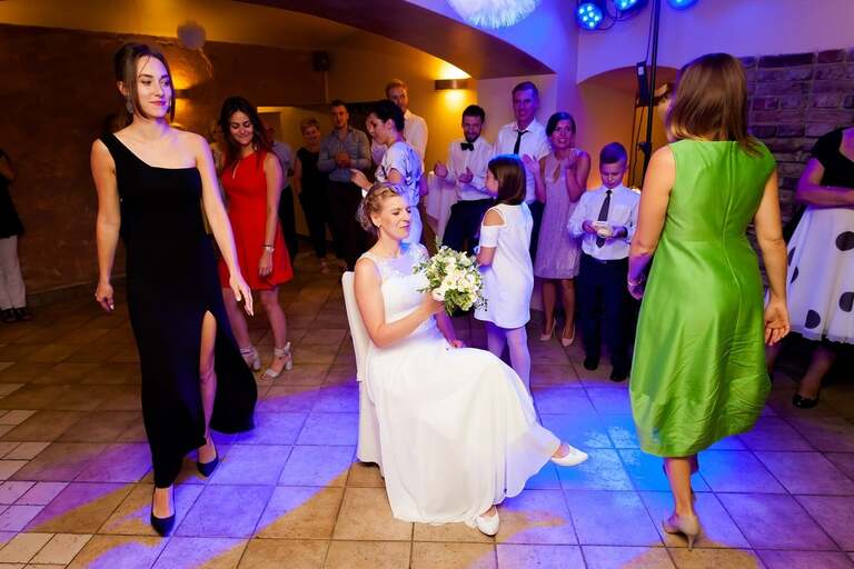 slub w plenerze slask, plenerowy slub slask, fotografia slubna czeladz, zdjecia slubne czeladz, fotograf slubny slask, zdjecia slubne katowice, slub w hotelu pod filarami czeladz, fotografia slubna slask, zdjecia slubne bielsko, fotografia slubna katowice, fotograf slubny bielsko, zdjecia slubne slask, fotografia slubna slask, zdjecia slubne slask, fotografia slubna zywiec, zdjecia slubne zywiec, zdjecia slubne czeladz, slub w plenerze na slasku, dwoch fotografow na slub, fotografia slubna krakow, hotel korona rybnik