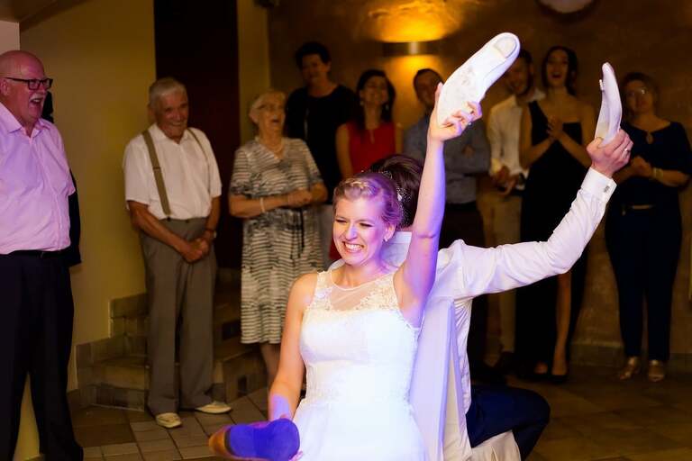 slub w plenerze slask, plenerowy slub slask, fotografia slubna czeladz, zdjecia slubne czeladz, fotograf slubny slask, zdjecia slubne katowice, slub w hotelu pod filarami czeladz, fotografia slubna slask, zdjecia slubne bielsko, fotografia slubna katowice, fotograf slubny bielsko, zdjecia slubne slask, fotografia slubna slask, zdjecia slubne slask, fotografia slubna zywiec, zdjecia slubne zywiec, zdjecia slubne czeladz, slub w plenerze na slasku, dwoch fotografow na slub, fotografia slubna krakow, hotel korona rybnik