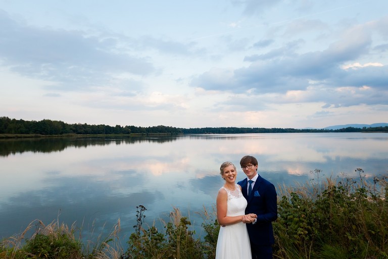 zdjecia slubne zywiec, romantyczny plener slubny, fotograf slubny bielsko, fotograf slubny bielsko, plener slubny w lesie slask, sesja slubna w lesie slask, plener slubny las slask, sesja slubna nad jeziorem slask, fotografia slubna slask, zdjecia slubne slask, fotografia slubna katowice, zdjecia slubne katowice, romantyczna sesja slubna slask, zdjecia slubne bielsko, fotografia slubna bielsko, oryginalny plener slubny, oryginalna sesja slubna, www.magiaobrazu.com, Anna i Jacek Bieniek,