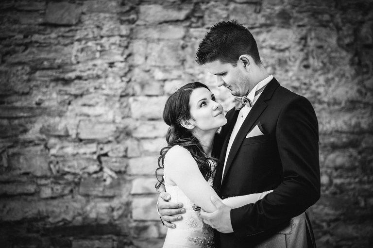 www.magiaobrazu.com, fotografia ślubna, fotografia ślubna bielsko, plener slubny w gorkach; wiosenna sesja slubna, zdjęcia ślubne bielsko, plener ślubny w gorach, zdjecia slubne w ruinach, sesja slubna w ruinach, fotograf ślubny Bielsko, fotografowie ślubni, fotograf śląsk, sesja plenerowa; wiosenny plener ślubny