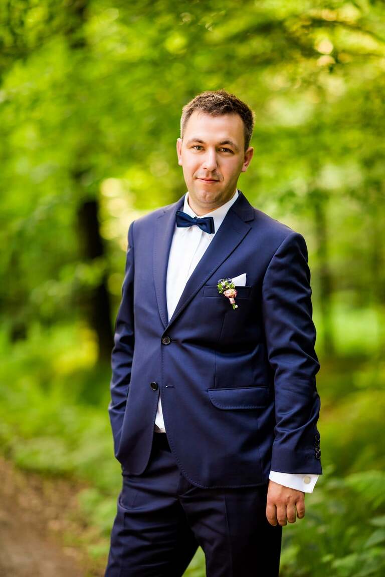 fotografia slubna slask, zdjecia slubne pszczyna, fotograf slubny pszczyna, zdjecia slubne slask, wesele markowy w pszczynie, slub w kosciele w jankowicach, zdjecia slubne katowice, dwoch fotografow na slub, fotografia slubna krakow, plener slubny w dniu slubu, sesja slubna w lesie