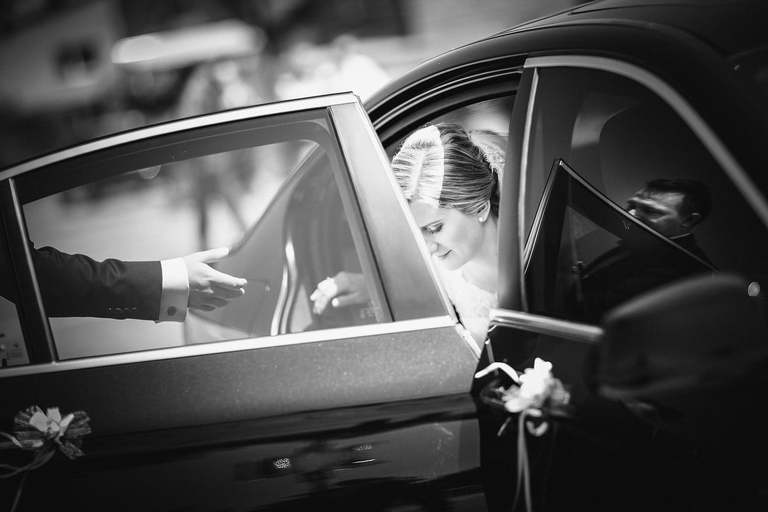 fotografia slubna slask, zdjecia slubne pszczyna, fotograf slubny pszczyna, zdjecia slubne slask, wesele markowy w pszczynie, slub w kosciele w jankowicach, zdjecia slubne katowice, dwoch fotografow na slub, fotografia slubna krakow, plener slubny w dniu slubu, sesja slubna w lesie