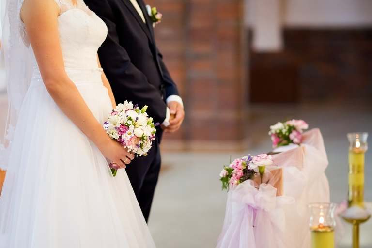 fotografia slubna slask, zdjecia slubne pszczyna, fotograf slubny pszczyna, zdjecia slubne slask, wesele markowy w pszczynie, slub w kosciele w jankowicach, zdjecia slubne katowice, dwoch fotografow na slub, fotografia slubna krakow, plener slubny w dniu slubu, sesja slubna w lesie