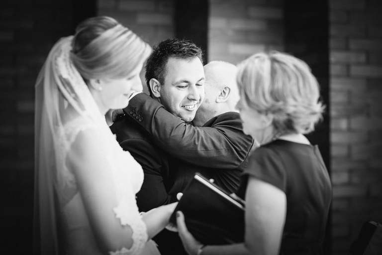 fotografia slubna slask, zdjecia slubne pszczyna, fotograf slubny pszczyna, zdjecia slubne slask, wesele markowy w pszczynie, slub w kosciele w jankowicach, zdjecia slubne katowice, dwoch fotografow na slub, fotografia slubna krakow, plener slubny w dniu slubu, sesja slubna w lesie