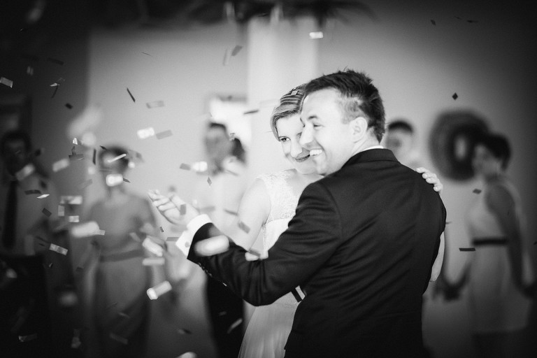 fotografia slubna slask, zdjecia slubne pszczyna, fotograf slubny pszczyna, zdjecia slubne slask, wesele markowy w pszczynie, slub w kosciele w jankowicach, zdjecia slubne katowice, dwoch fotografow na slub, fotografia slubna krakow, plener slubny w dniu slubu, sesja slubna w lesie