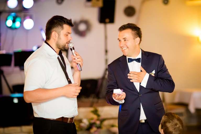 fotografia slubna slask, zdjecia slubne pszczyna, fotograf slubny pszczyna, zdjecia slubne slask, wesele markowy w pszczynie, slub w kosciele w jankowicach, zdjecia slubne katowice, dwoch fotografow na slub, fotografia slubna krakow, plener slubny w dniu slubu, sesja slubna w lesie