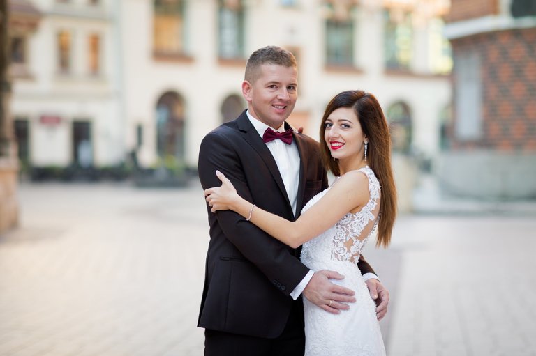plener slubny na rynku w krakowie, fotograf na slub krakow, fotografia slubna krakow, zdjecia slubne krakow, fotograf slubny krakow, fotograf weselny krakow, zdjecia slubne slask, fotografia slubna slask, fotograf na slub slask, sesja slubna na krakowskim rynku, sesja slubna o swicie, zdjecia slubne bielsko, fotografia slubna bielsko, zdjecia slubne wadowice, fotografia slubna wadowice, plener slubny o swicie, dwoch fotografow na slub, zdjecia slubne cieszyn, sesja slubna na wawelu, plener slubny wawel, fotografia slubna cieszyn